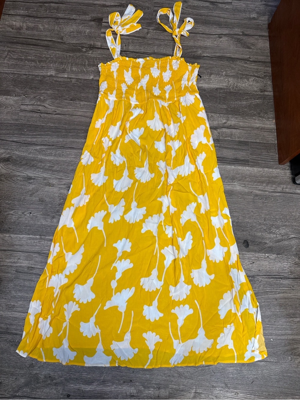 NWT Diane von Furstenberg x Target Yellow Ginkgo Smocked Tie Strap Midi Dress XL - Picture 2 of 6